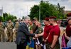 Порошенко передав військовим понад 600 одиниць техніки та обладнання