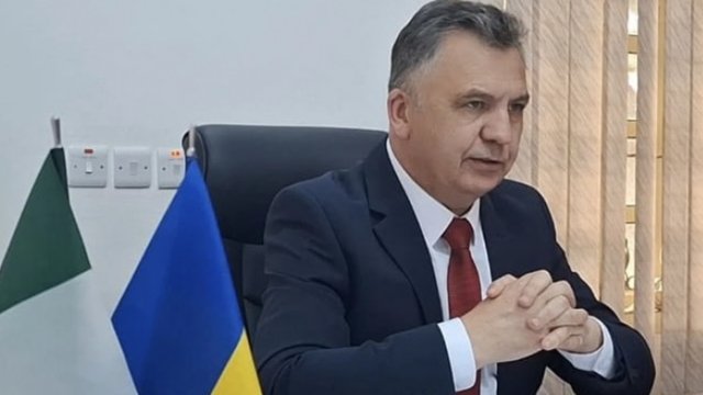 Посол України в Нігерії закликав світ відреагувати на пошкодження Лаври російською атакою
