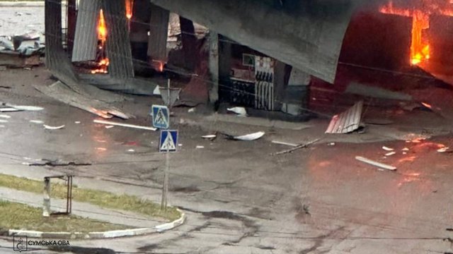 Четверо постраждалих через атаку російського БпЛА по АЗС у Сумах – ОВА