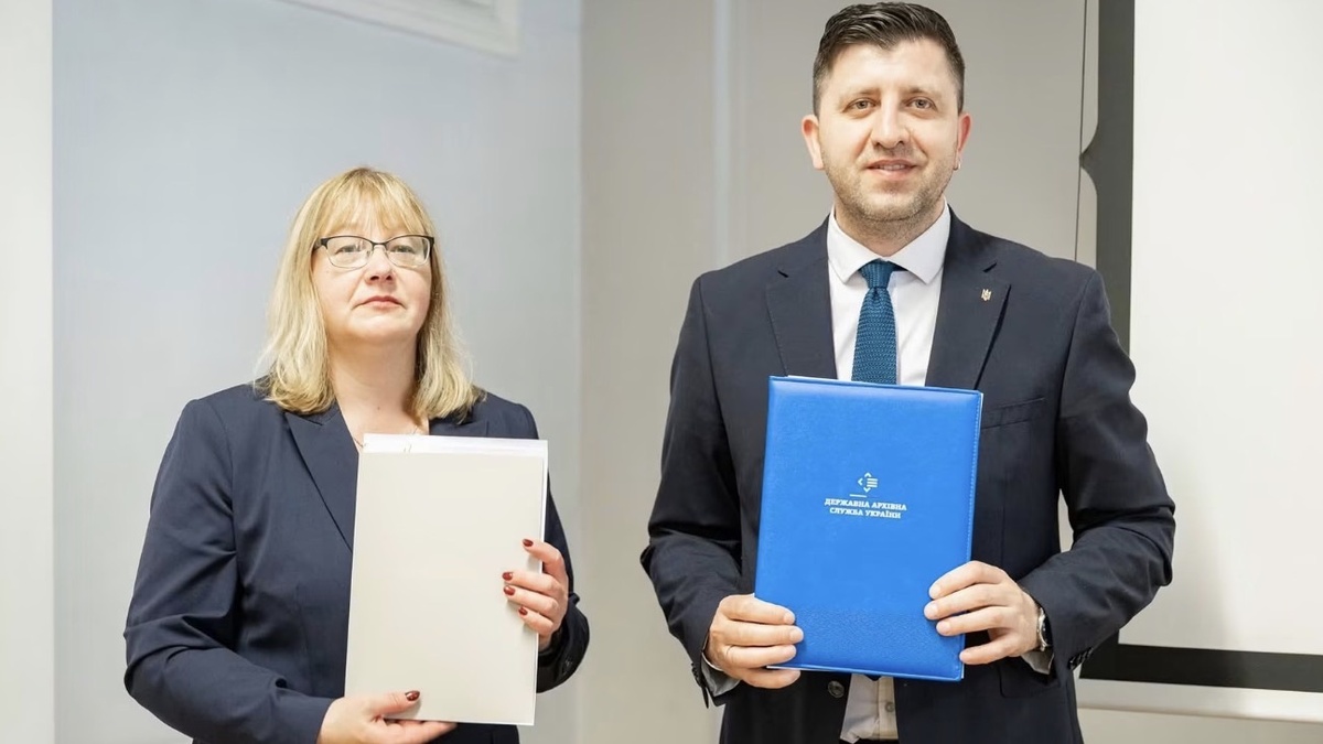 Вперше в історії: до України повернуться архівні документи, втрачені під час Другої світової війни - Хромов