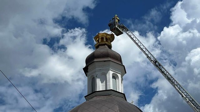 ДТЕК повідомив про відновлення енергопостачання Успенського собору Лаври