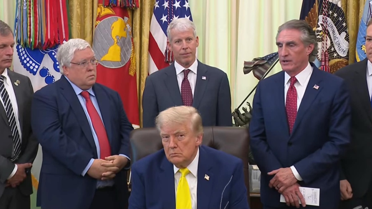 Трамп прокоментував ініціативу Зеленського щодо можливої зустрічі з Путіним: думаю, було б чудово, якби вони зустрілися