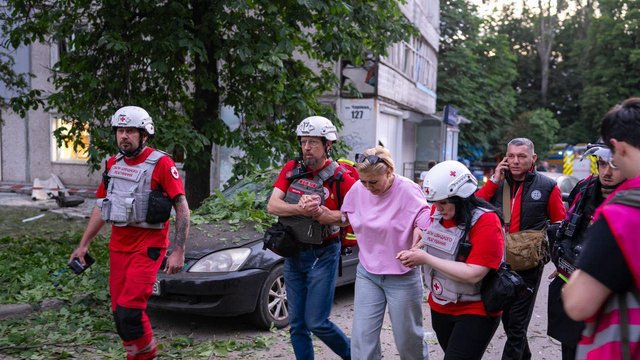 УЧХ працює над ліквідацією наслідків російської атаки БпЛА на Запоріжжя
