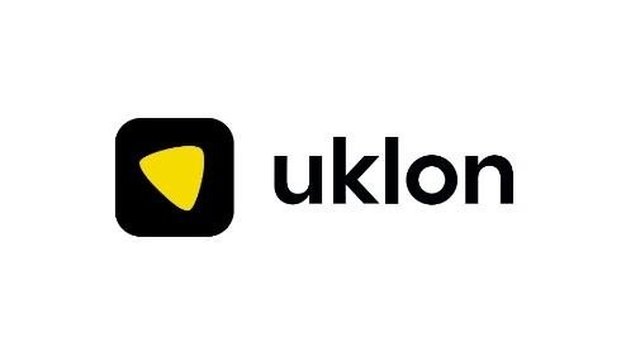 Застосунок Uklon автоматично попереджає водія про перевищення швидкості, пасажиру доступна кнопка SOS