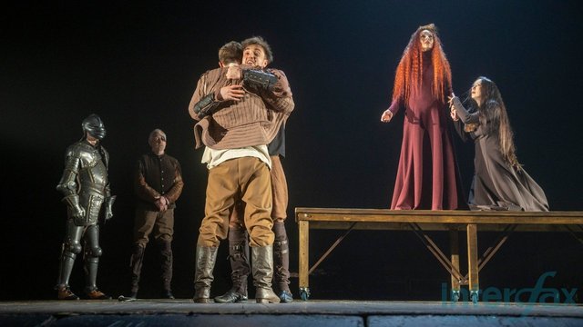 Театр Франка представив прем'єру "KING ЛІР! Версія" у постановці Хостікоєва