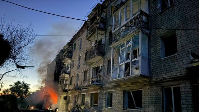 Внаслідок обстрілу Балаклії поранено шістьох людей, серед них двоє дітей – працюють рятувальні служби