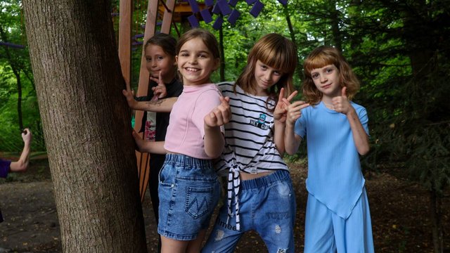 Понад 80 дітей-сиріт загиблих Захисників відпочивають в "Артеку" завдяки благодійній платформі "Українських вертольотів"