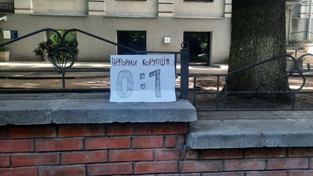Kyiv protesters demand Fedorov's reinstatement after sacking