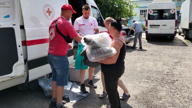 УЧХ другу добу ліквідує наслідки російських повітряних атак у Харкові