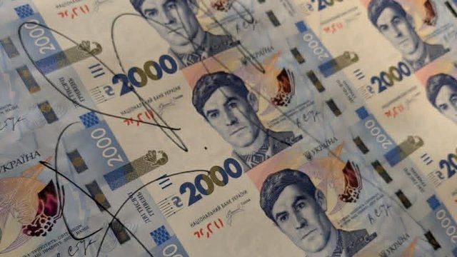 С 4 сентября НБУ выпустит в обращение банкноту номиналом 2 тыс. грн со Стусом