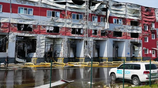 Бізнес заявляє про втрати після руйнування логістичного центру Amtel під Києвом