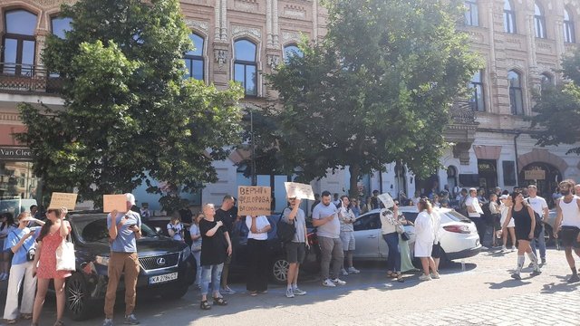 Kyiv protesters demand Fedorov's reinstatement after sacking