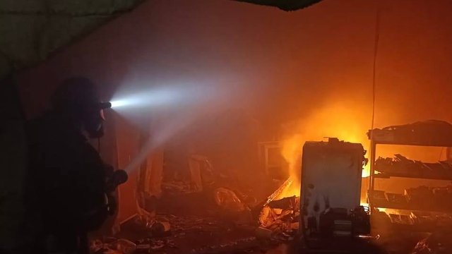 РФ завдала майже 10 ударів по Дніпропетровщині, виникла пожежа