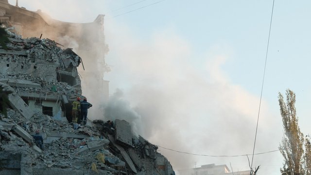 Russian attack on Kyiv kills 30 – SES
