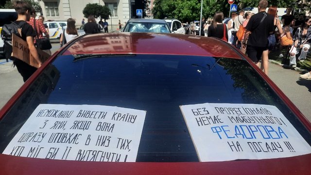 Kyiv protesters demand Fedorov's reinstatement after sacking