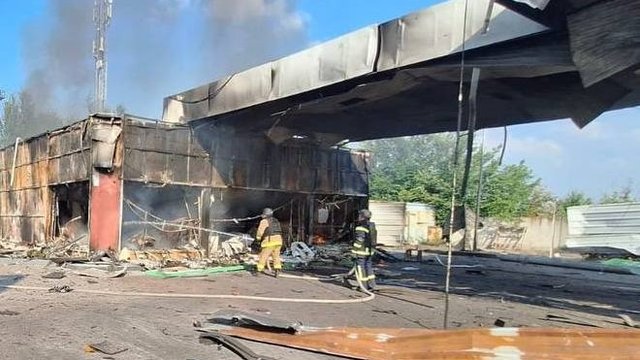 Окупанти завдали удару по АЗС на трасі Дніпро – Кривий Ріг, загинула людина – облрада