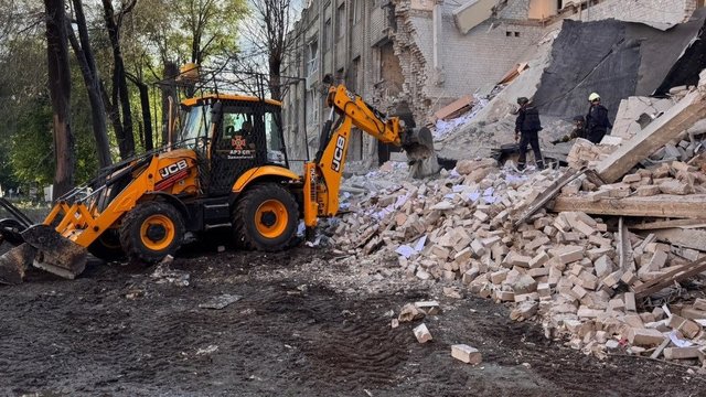 Россияне за сутки обстреляли 51 населенный пункт Запорожской области: Один человек погиб, 30 ранены