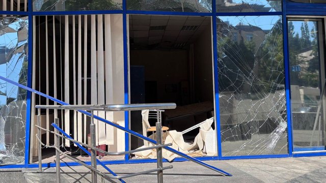 В Киеве повреждены школы, детские сады и здание центра международного образования — министр
