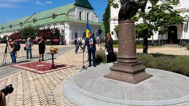 В Киево-Печерской лавре состоялось освящение памятного знака гетману Мазепе