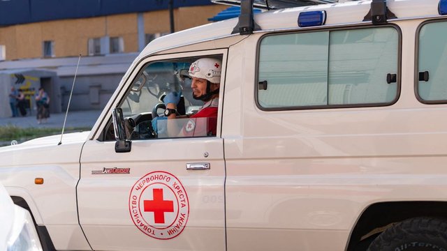 URCS works at sites affected by Russian attacks on Zaporizhia