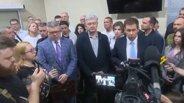 Верховний суд відмовив у скасуванні санкцій РНБО проти Порошенка