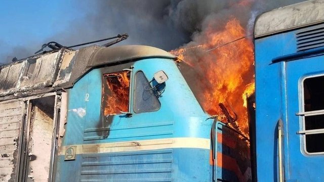 Провідниця поранена внаслідок атаки російського дрона на пасажирський поїзд у Запорізькій області – Мінвідновлення