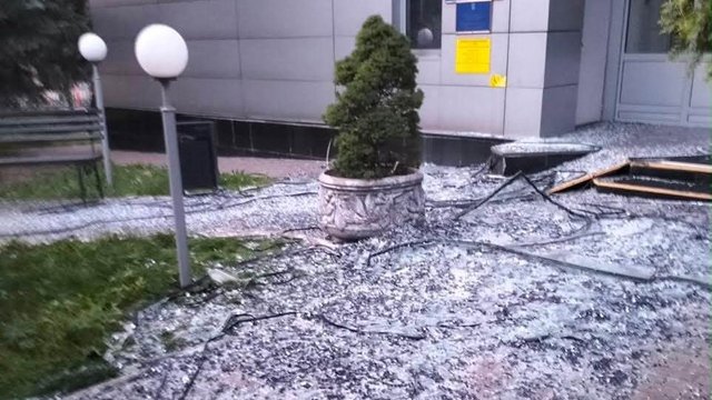 Россия повредила здание ГУ ГНС в Киеве, где еще продолжались восстановительные работы после предыдущего попадания