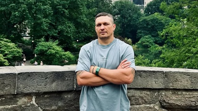 Усик заявив, що не має наміру балотуватись в президенти