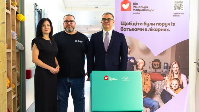 Дитячі лікарні по всій Україні до кінця року отримають 1400 розкладних ліжок для перебування батьків із дітьми