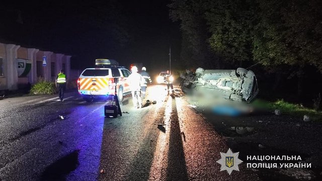 Троє підлітків загинули у ДТП на Львівщині, 24-річного нетверезого водія затримали