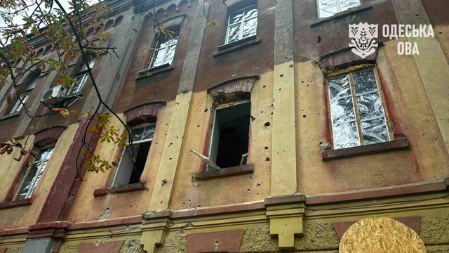 В Одесі внаслідок ворожої атаки постраждало троє людей