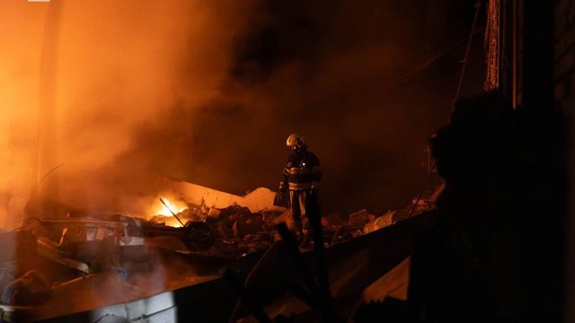 AFU: Enemy attacks Ukraine with Zirkon, Iskander, drone missiles, with hits recorded at 21 locations