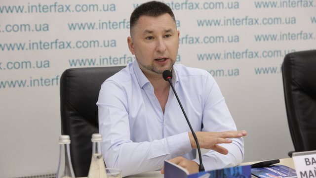 "Консервативная платформа" против псевдоконсерватизма РФ: в Киеве вручили призы победителям конкурса студенческих эссе