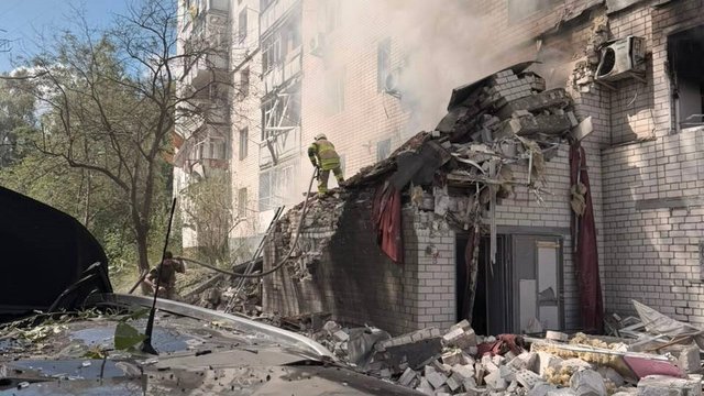 Ворог ударив по багатоповерхівці в Чернігові, постраждало 14 людей, серед них діти – влада
