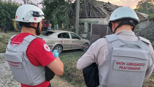 УКК оказывал помощь пострадавшим от российских БПЛА и управляемой авиабомбы в Запорожье