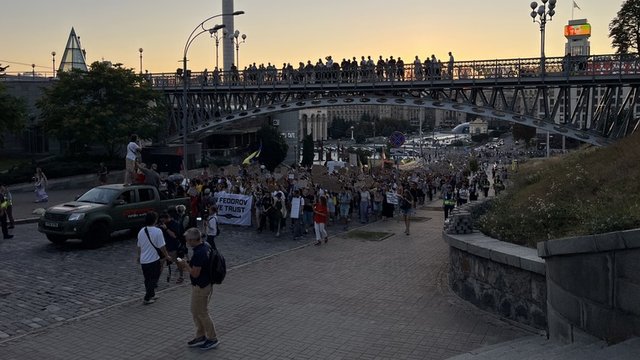 Протестна хода за діалог і реформи в оборонці розпочалася в центрі Києва