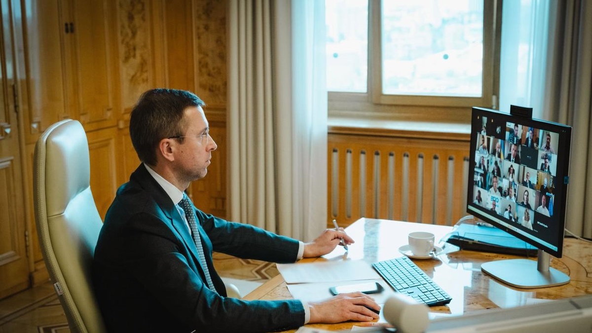 Koretsky presents draft government action program at Coalition Council meeting