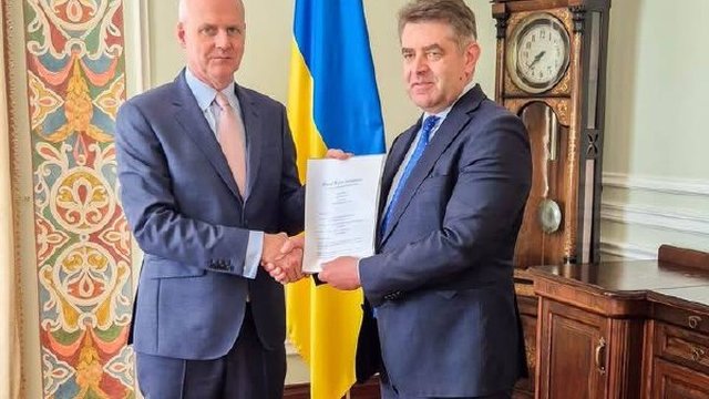 Новый посол Германии Борис Руге приступил к выполнению дипломатической миссии в Украине