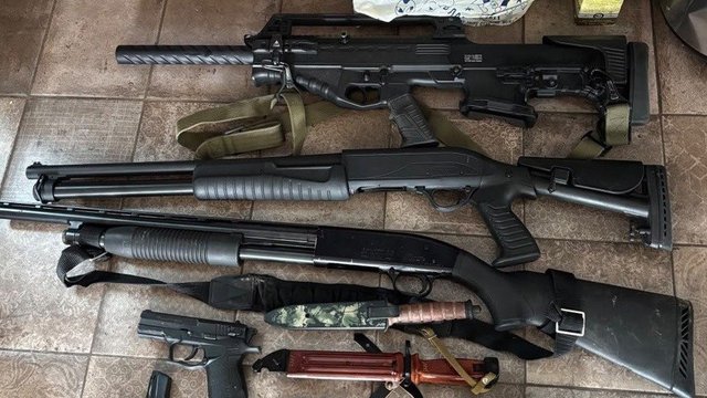 Викрито двох військових на вимаганні 4,48 млн грн хабаря за прийняття засобів РЕБ