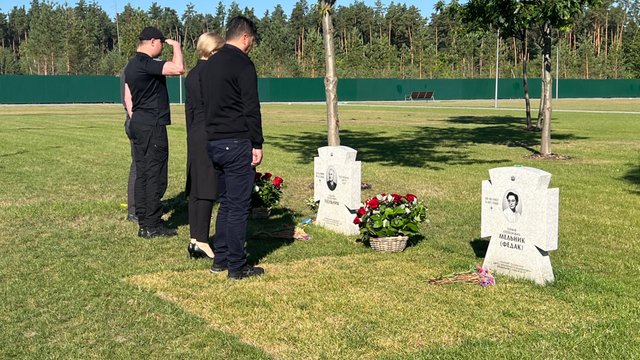 На НВМК відбулися заходи до Дня пам'яті Захисників України і почесні поховання невпізнаних військових