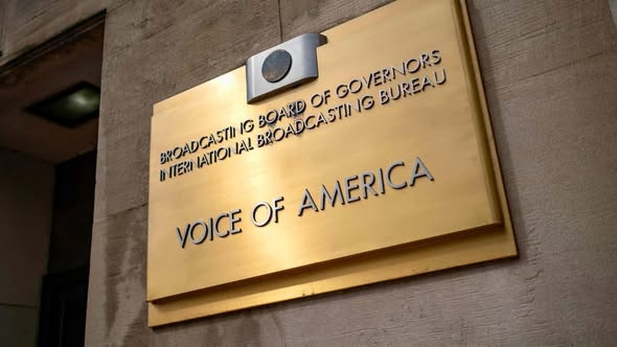 Voice of America resumes broadcasting in Ukrainian