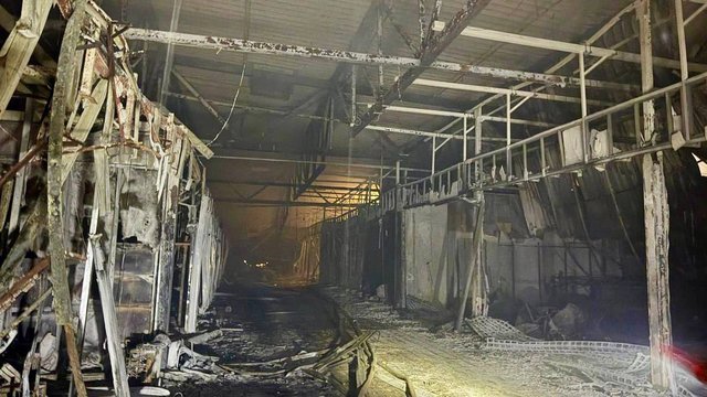 В Кривом Роге потушили пожар, возникший после атаки РФ, есть пропавшие без вести