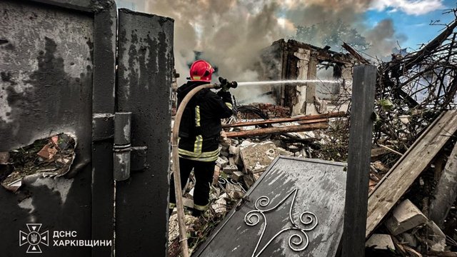 Троє цивільних постраждали внаслідок подвійного удару по Балаклії