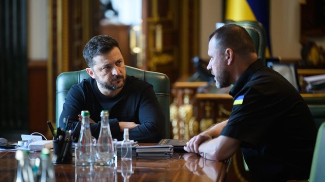 Зеленський анонсував засідання РНБО щодо ситуації на дорогах: Потрібні не косметичні зміни до правил
