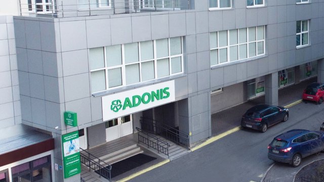 Медгрупа ADONIS відновила роботу пошкодженої агресором філії в Києві