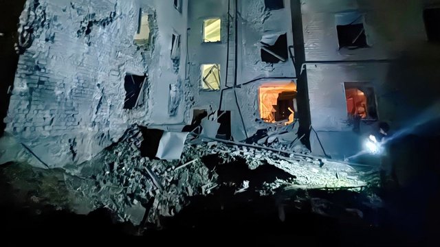 Окупанти за вісім хвилин скинули на Суми вісім КАБів, постраждали 12 людей – МВА