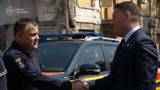 Голова ДСНС і міністр оборони Британії відвідали місця російських ударів у Києві