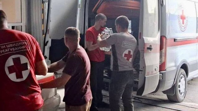 УКК доставил питьевую воду жителям Днепропетровской области