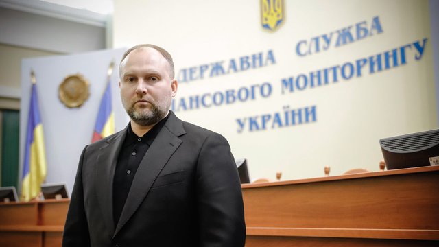 "Европейская солидарность" требует от правительства временно отстранить главу Госфинмониторинга Пронина