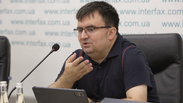 "Консервативная платформа" против псевдоконсерватизма РФ: в Киеве вручили призы победителям конкурса студенческих эссе